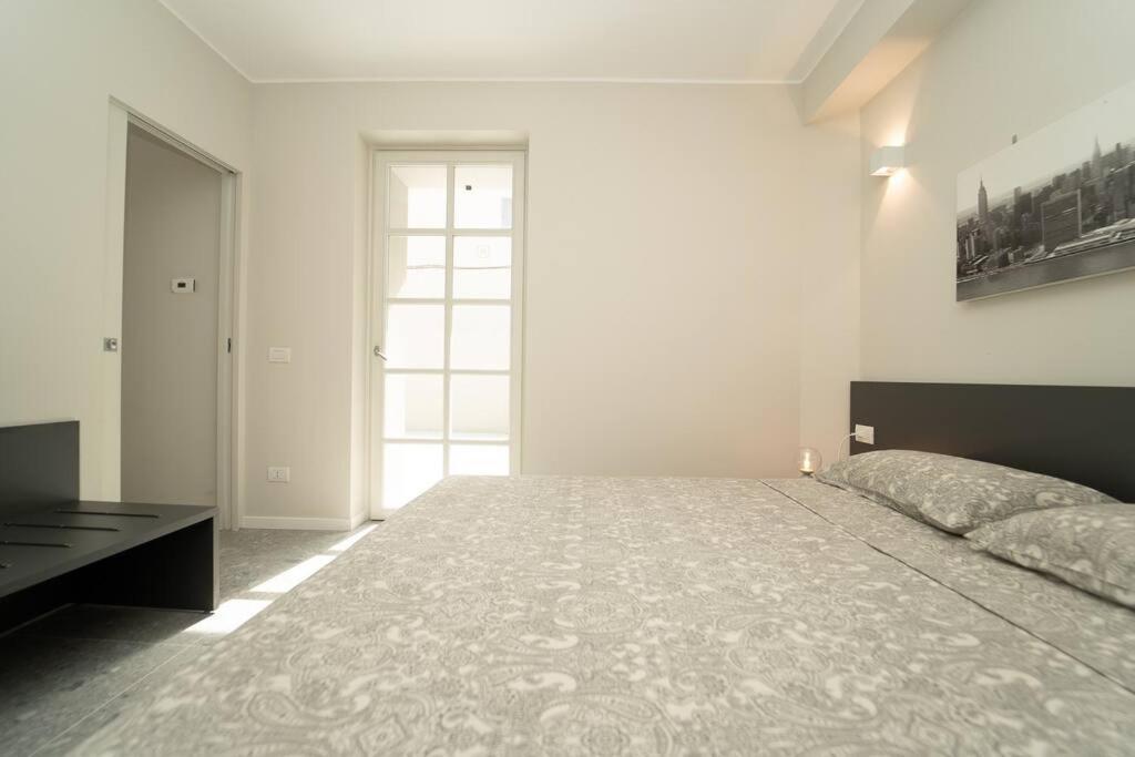 Apt 2 Min From The Cathedral With Private Parking Como Kültér fotó